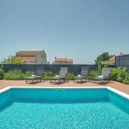 Tuta Holiday home