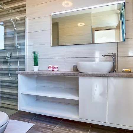Holiday home Tuta