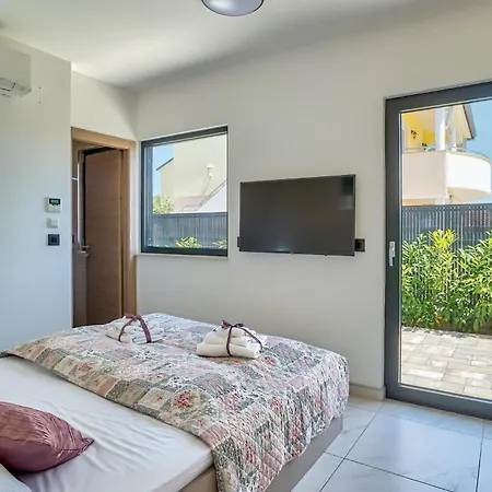 Tuta Holiday home *